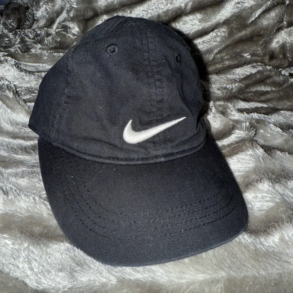 Toddler Infant Baby Nike Cap Hat 4 -7 Adjustable Black White Swoosh Little Kids